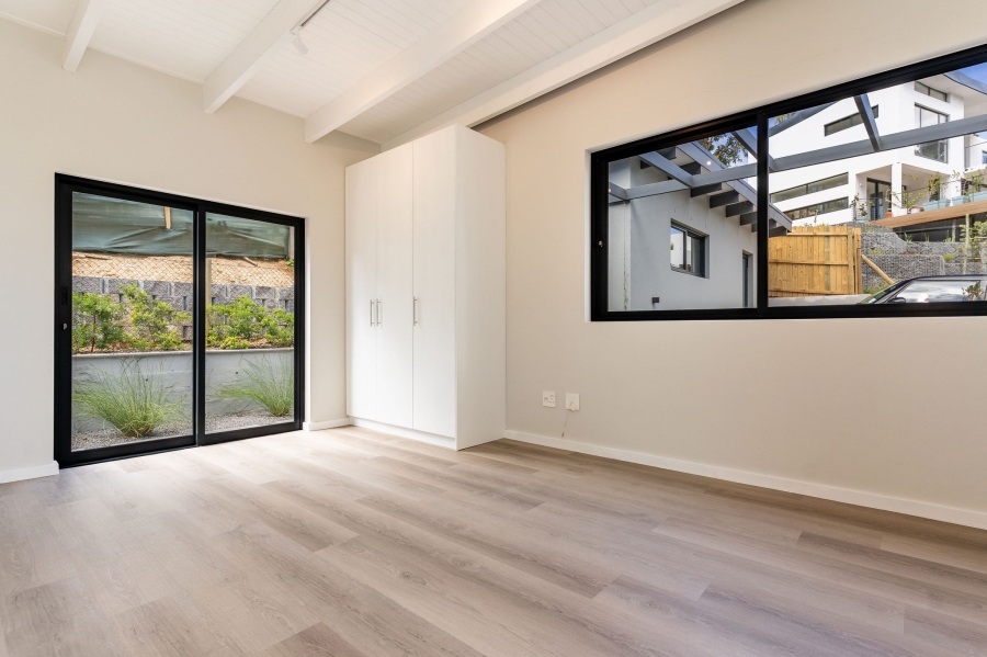 4 Bedroom Property for Sale in Hout Bay Western Cape